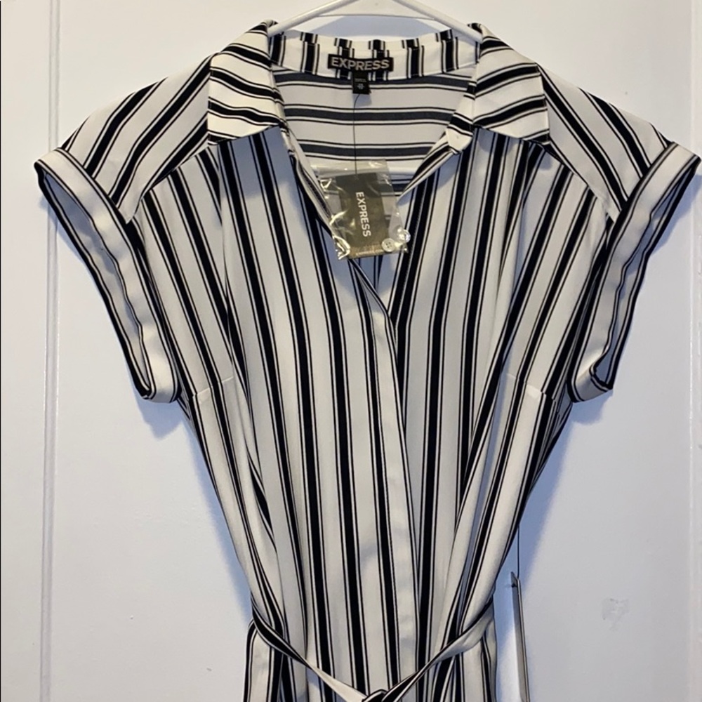 NWT Express striped polyester dress with waist tie